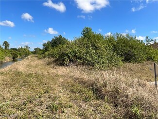 3724 7th St SW, Lehigh Acres, FL 33976