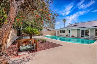 14242 Clarissa Ln, Santa Ana, CA 92705
