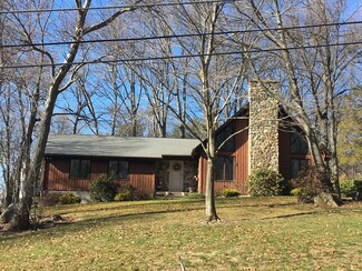 21 Maple Grove Rd, Hampden, MA 01036