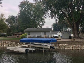60 Lane 137a Turkey Lake, Hudson, IN 46747