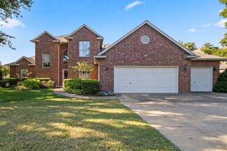 5716 E 79th St, Tulsa, OK 74136