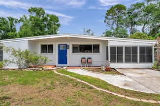2012 Warrington Way, Tampa, FL 33619