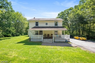 213 Sand Shore Rd, Budd Lake, NJ 07828