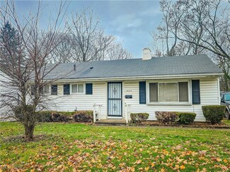 1069 Fess Ave, Akron, OH 44307