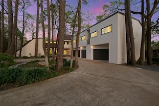 638 Voss Rd, Houston, TX 77024