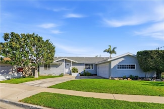 2444 College Dr, Costa Mesa, CA 92626