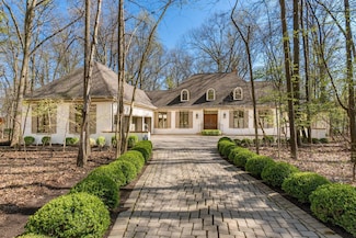 467 Retreat Ln N, Powell, OH 43065