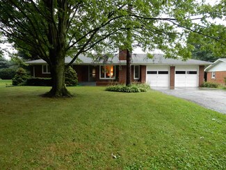 72299 County Road 9, Nappanee, IN 46550