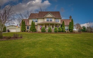 16919 White Oak Ave, Lowell, IN 46356