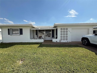 6810 NW 75th Dr, Fort Lauderdale, FL 33321