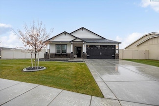 3713 Ibis Ln, Pasco, WA 99301
