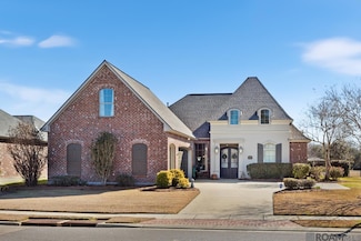 22341 Fairway View Dr, Zachary, LA 70791
