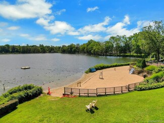 1187 California Rd Unit 1R, Eastchester, NY 10709