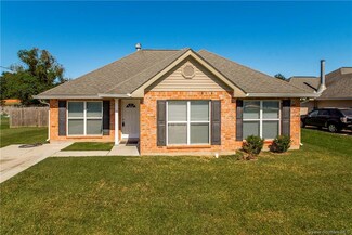 16305 Charleton Dr, Hammond, LA 70401
