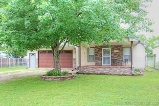 410 Shawnee St, South Coffeyville, OK 74072