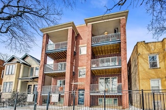 3708 W Cornelia Ave Unit 2E, Chicago, IL 60618
