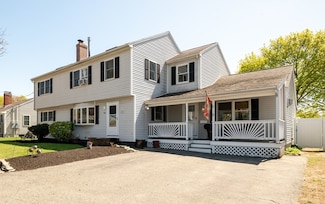 9 Macarthur Blvd, Danvers, MA 01923