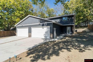 210 E Main St Unit B, Elysian, MN 56028