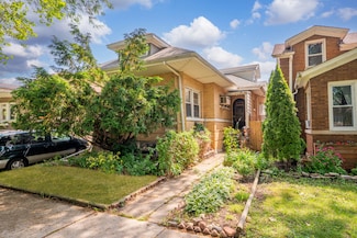 5033 N Hamlin Ave, Chicago, IL 60625