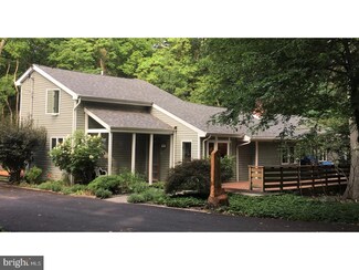 1496 Chestnut Ridge Rd, Upper Black Eddy, PA 18972