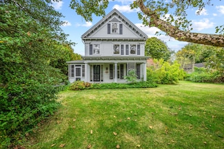 2414 Meetinghouse Way, Barnstable, MA 02668