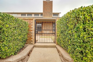 1121 Forest Creek St, Benbrook, TX 76126