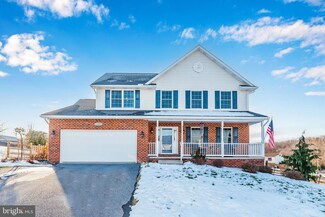 703 Clover Dr, Chambersburg, PA 17202