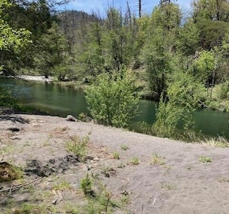 7120 van Duzen Rd, Mad River, CA 95526