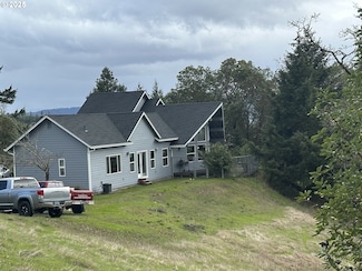 145 Melon Ln, Roseburg, OR 97471