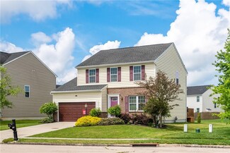 1275 Crystal Harbour Dr, Fairborn, OH 45324