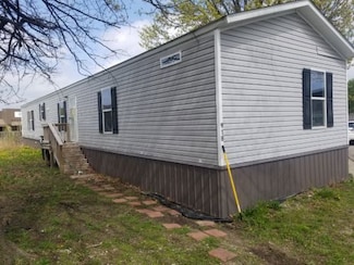 918 Cimarron Trail, Gardner, KS 66030