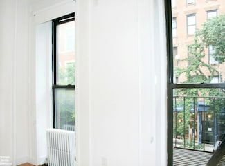 412 E 9th St Unit 6, New York, NY 10009