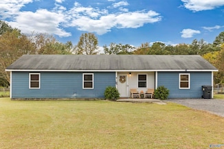 199 Peach Tree Rd, Hartselle, AL 35640