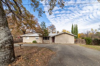 17722 Glenwood Dr, Redding, CA 96003