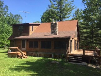5219 Scott Rd, Hubbard Lake, MI 49747