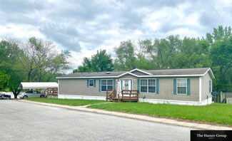 11029 Iowa Plaza Unit 315, Omaha, NE 68142