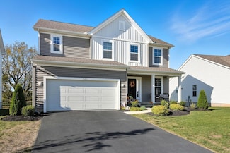 426 Bethpage Blvd, Commercial Point, OH 43116