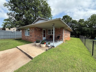 103 W Kessler St, Wanette, OK 74878