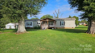 130 Moss St, Cherryville, NC 28021