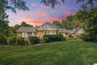 916 Hitching Post Ln, Birmingham, AL 35210
