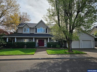 886 N Baker St, Canby, OR 97013