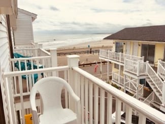 415 Ocean Blvd Unit 306, Hampton, NH 03842