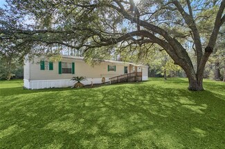 59472 Pine Ridge Rd, Lacombe, LA 70445