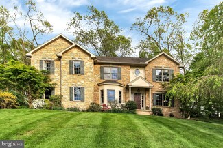 541 Hametown Rd, Glen Rock, PA 17327