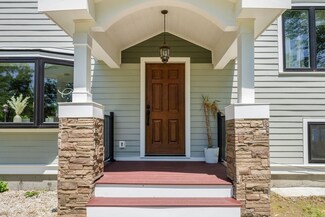 77 Mill St, Hopedale, MA 01747