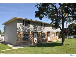 275 E Maple St Unit 285, Clyde, OH 43410