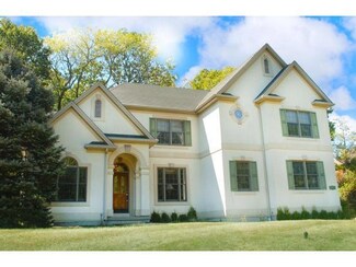 1467 Indian Woods Trail, Greendale, IN 47025