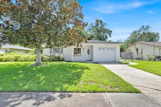 872 Darwin Dr, Altamonte Springs, FL 32701