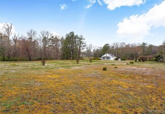 6322 White Oak Rd, Wilsons, VA 23894