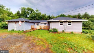 873 Delray Rd, Augusta, WV 26704